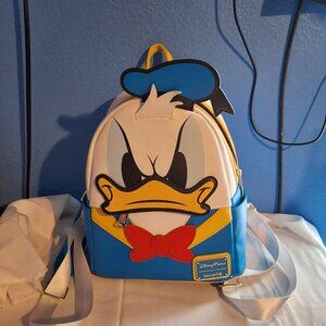 Donald duck face on Lunchfly backpack